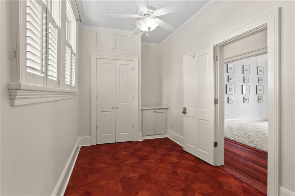 901 HENRY CLAY Avenue