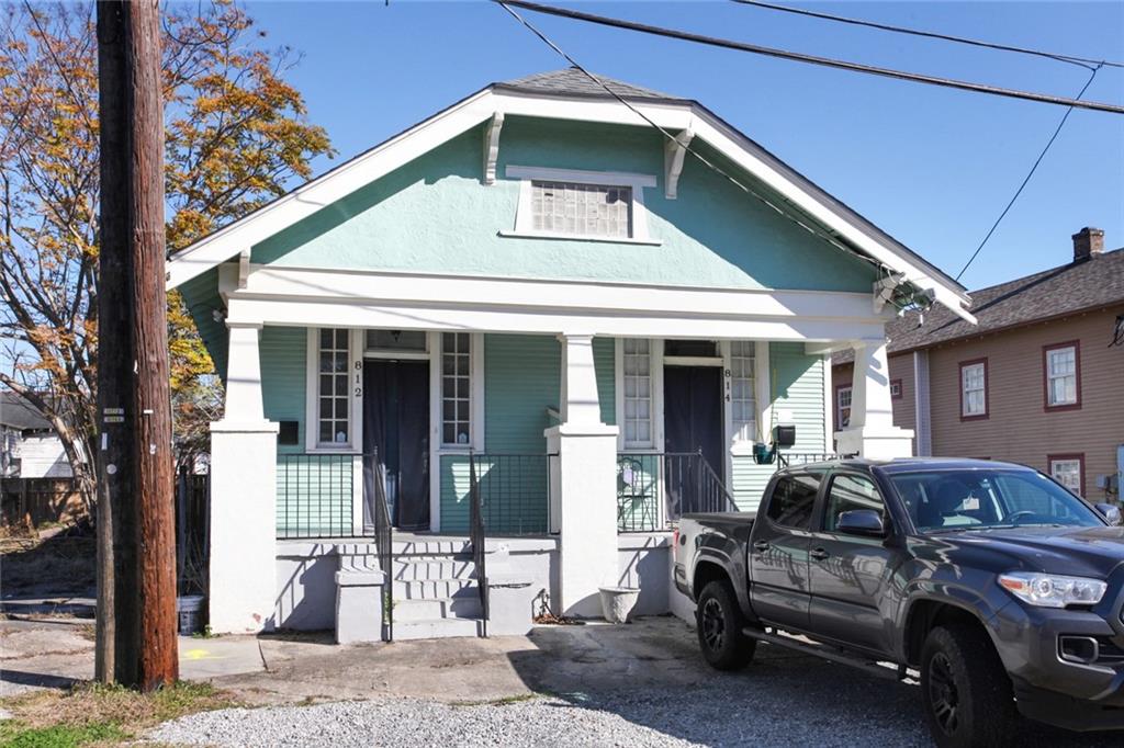 812 HOMER Street