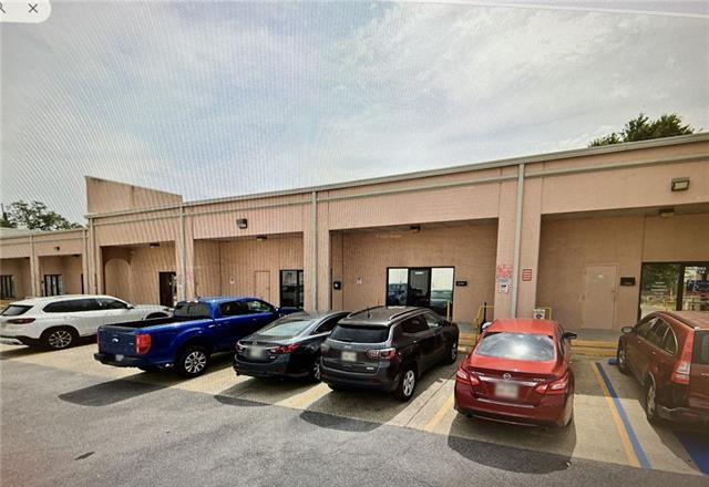 1995 GENTILLY Boulevard 200