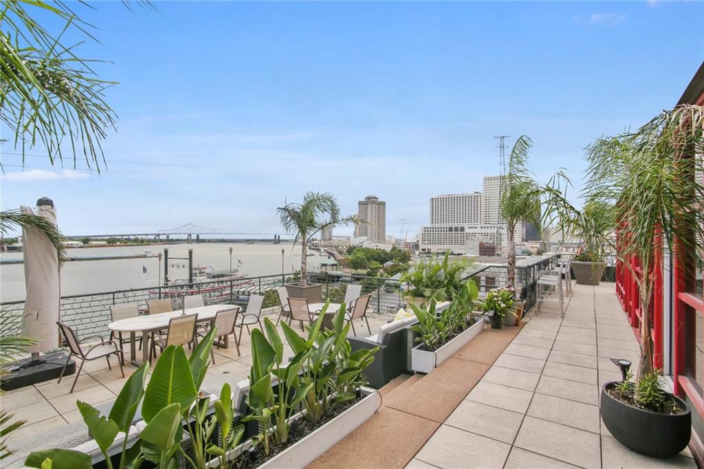 620 DECATUR Street PHB3