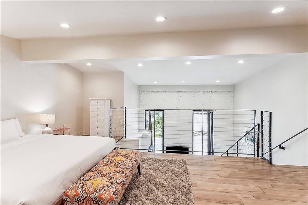427 ESPLANADE Avenue 104