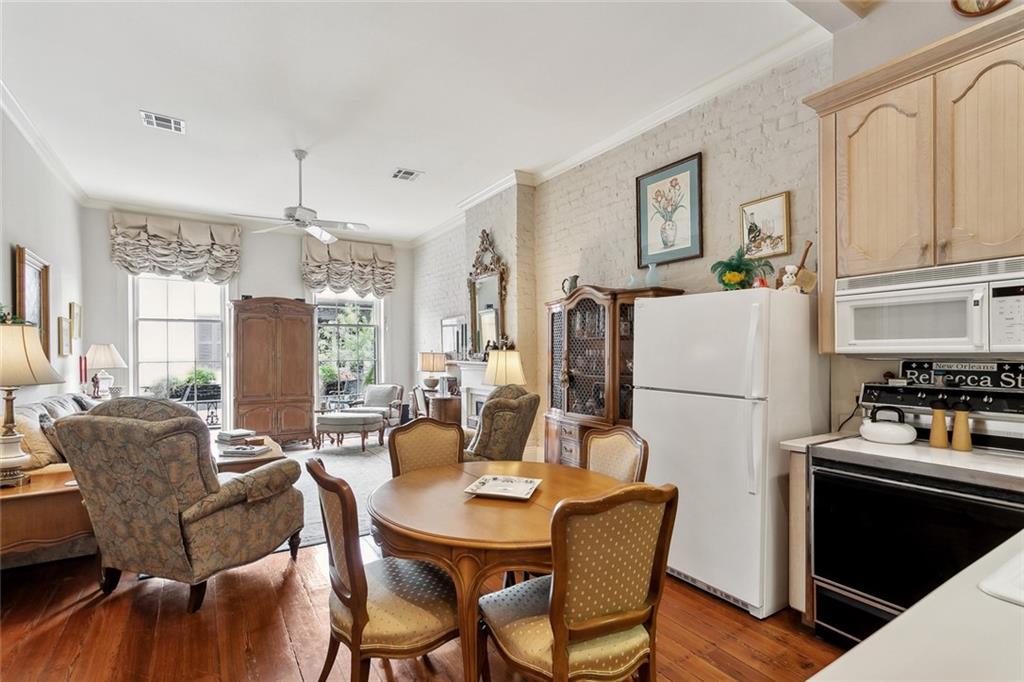 931 CHARTRES Street 13