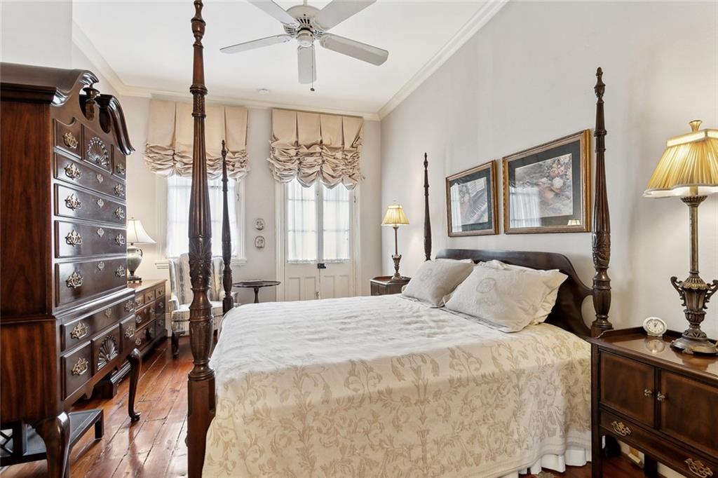 931 CHARTRES Street 13