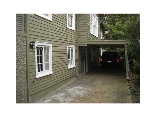 2124 CALHOUN Street