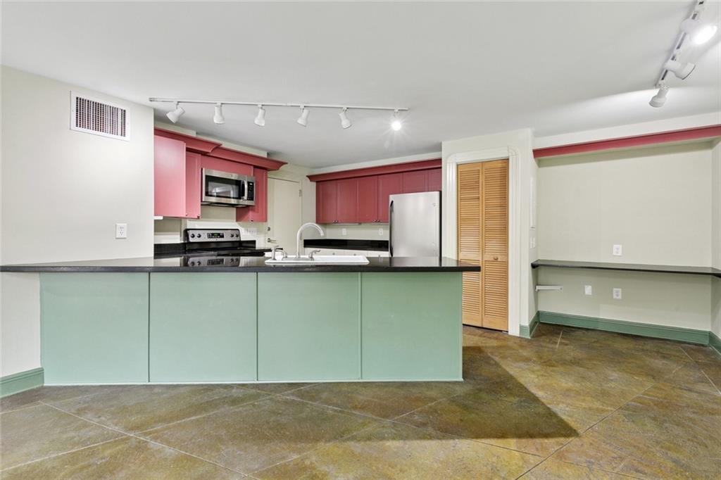 309 OPAL Street 1B