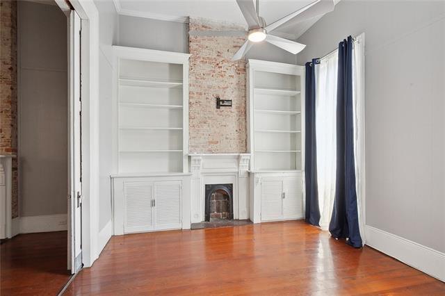 934 ST ANN Street