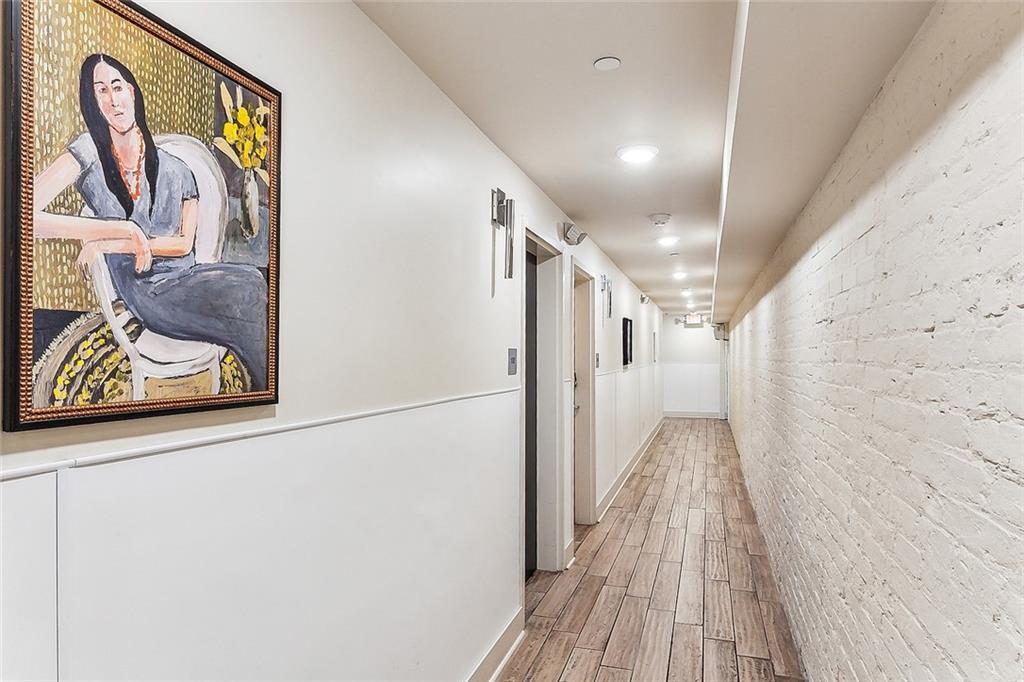 427 ESPLANADE Avenue 102