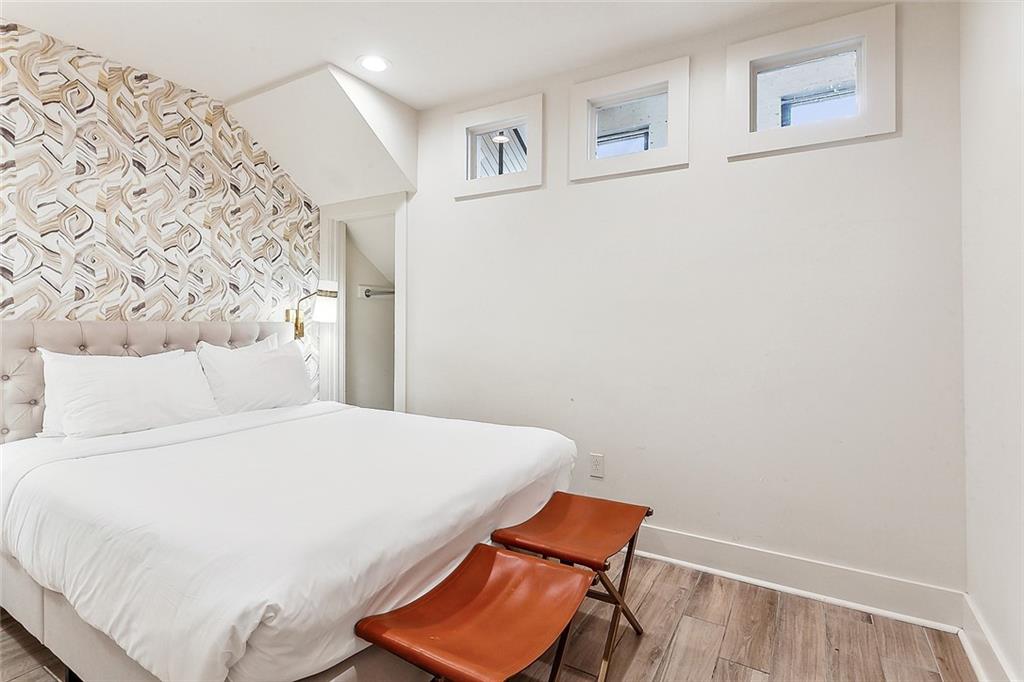 427 ESPLANADE Avenue 102
