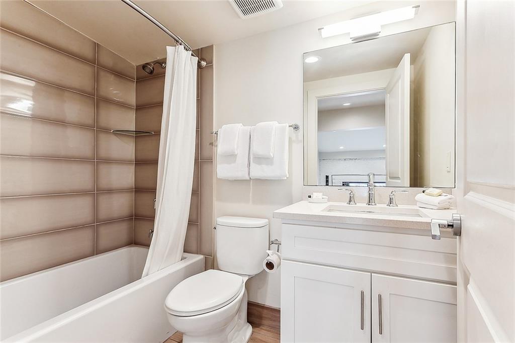 427 ESPLANADE Avenue 102