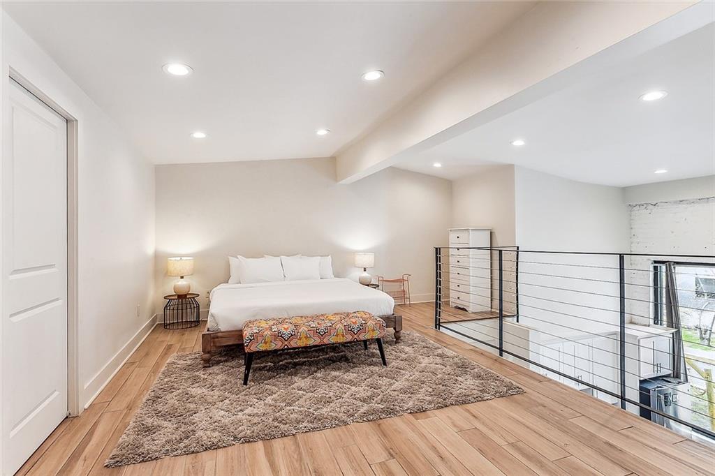 427 ESPLANADE Avenue 102