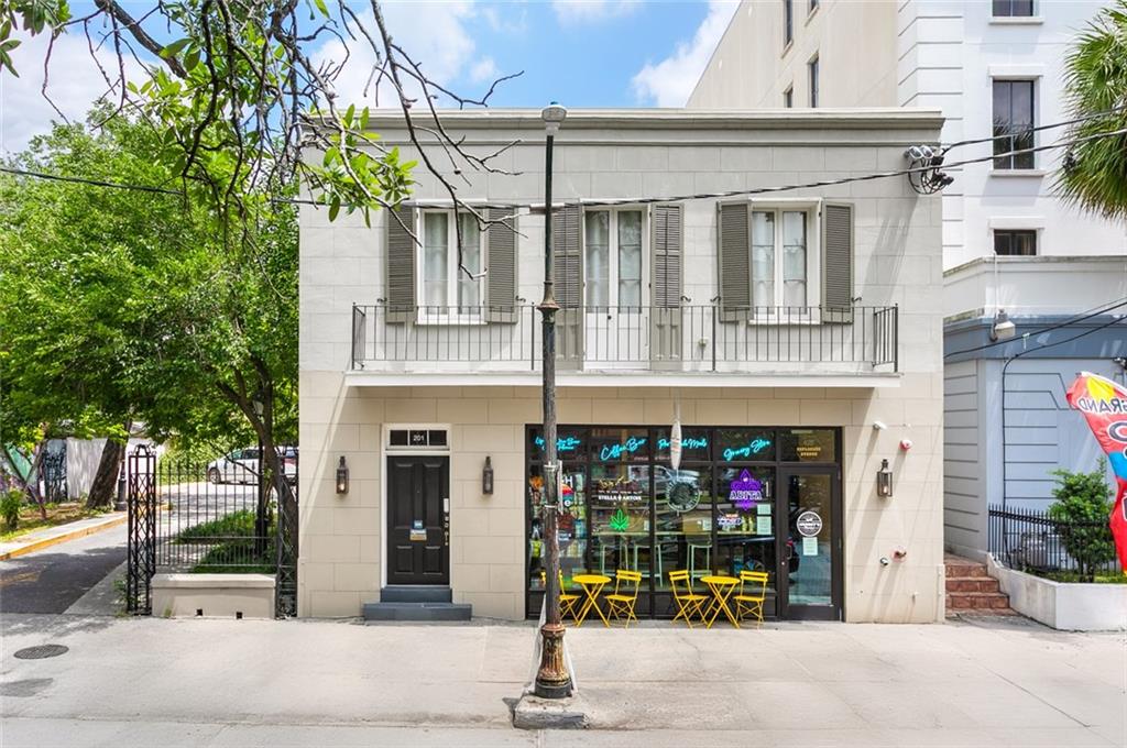 427 ESPLANADE Avenue 102