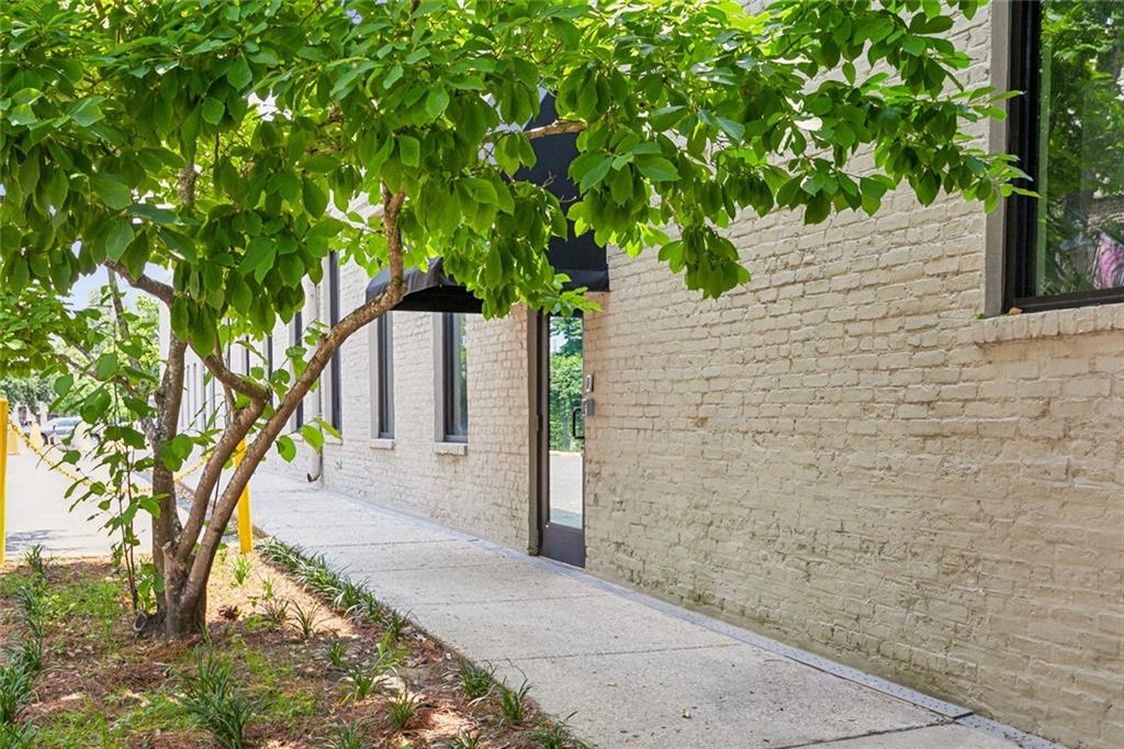 427 ESPLANADE Avenue 102