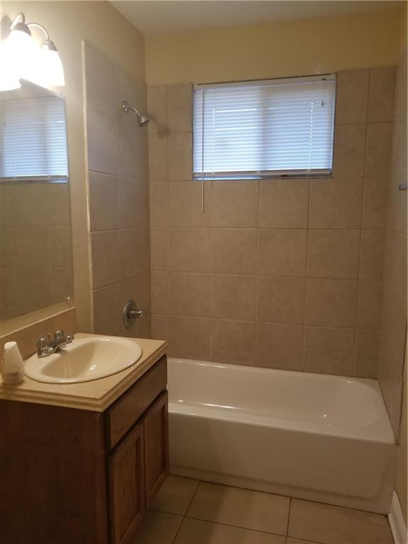 2813 PECAN Drive