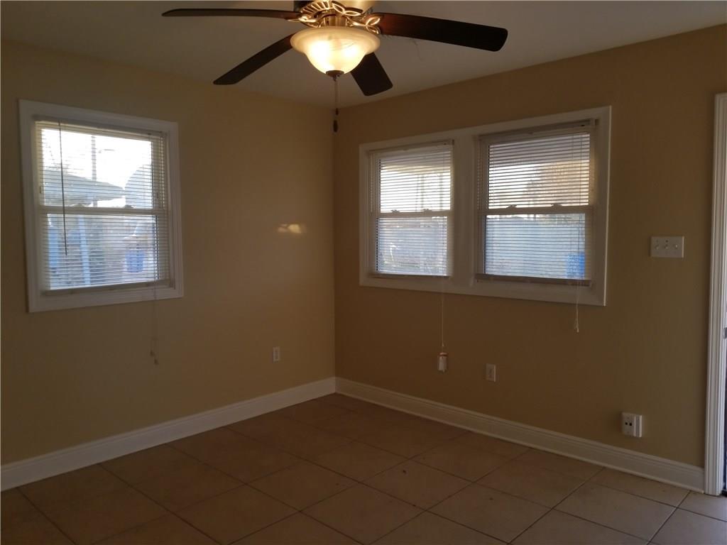 2813 PECAN Drive