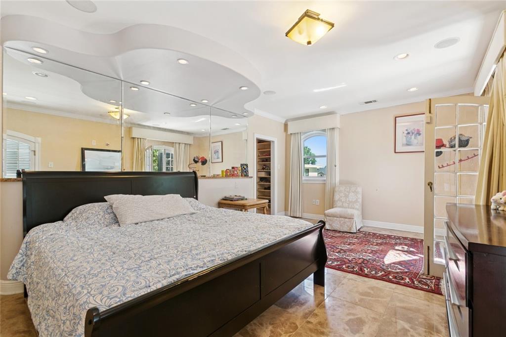 19 PARK ISLAND Drive