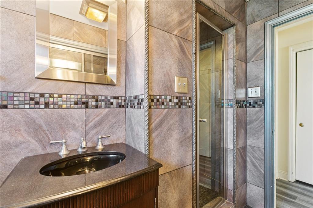 19 PARK ISLAND Drive