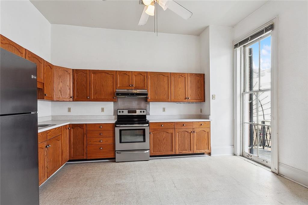 607 TOULOUSE Street 1-A