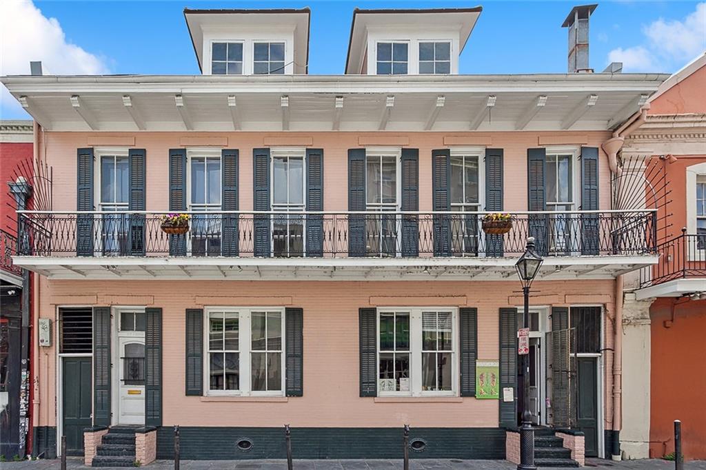 607 TOULOUSE Street 1-A
