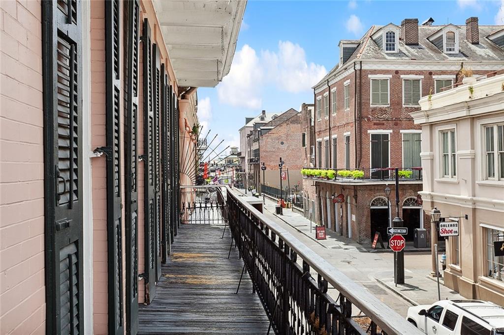 607 TOULOUSE Street 1-A