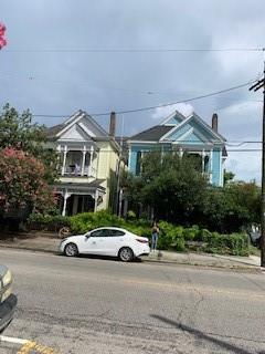 1027 SECOND Street