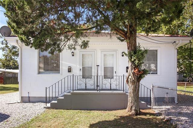 142 6TH Street