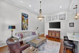1109 ROYAL Street C