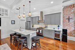 1109 ROYAL Street C