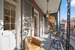 1109 ROYAL Street C