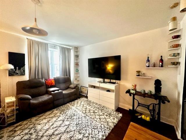1205 SAINT CHARLES Avenue 208