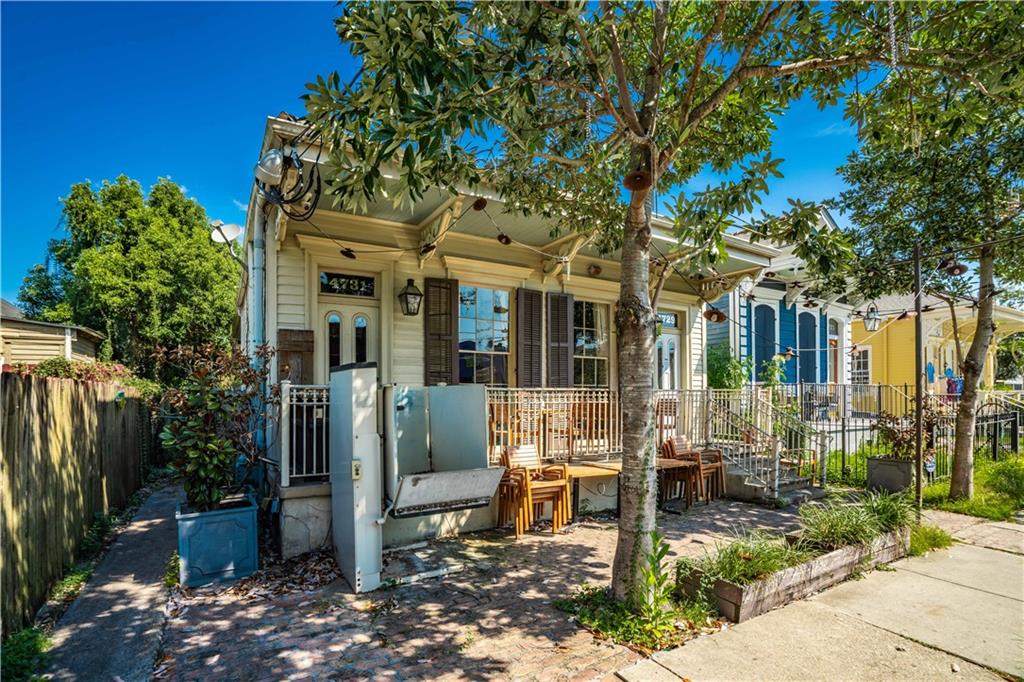 4729 MAGAZINE Street 4729