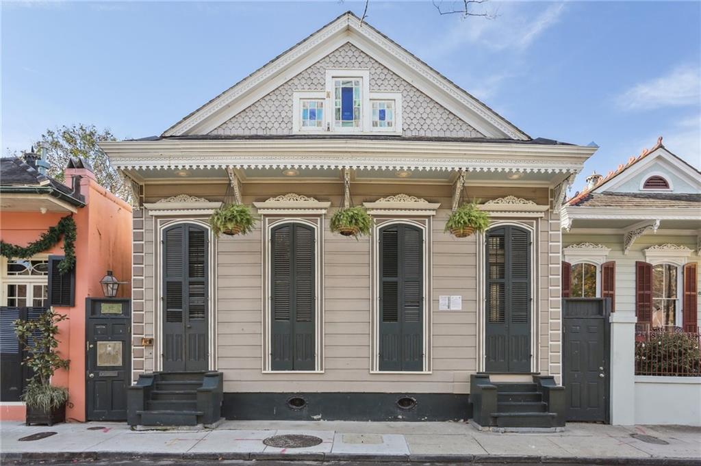 822 GOVERNOR NICHOLLS Street 4