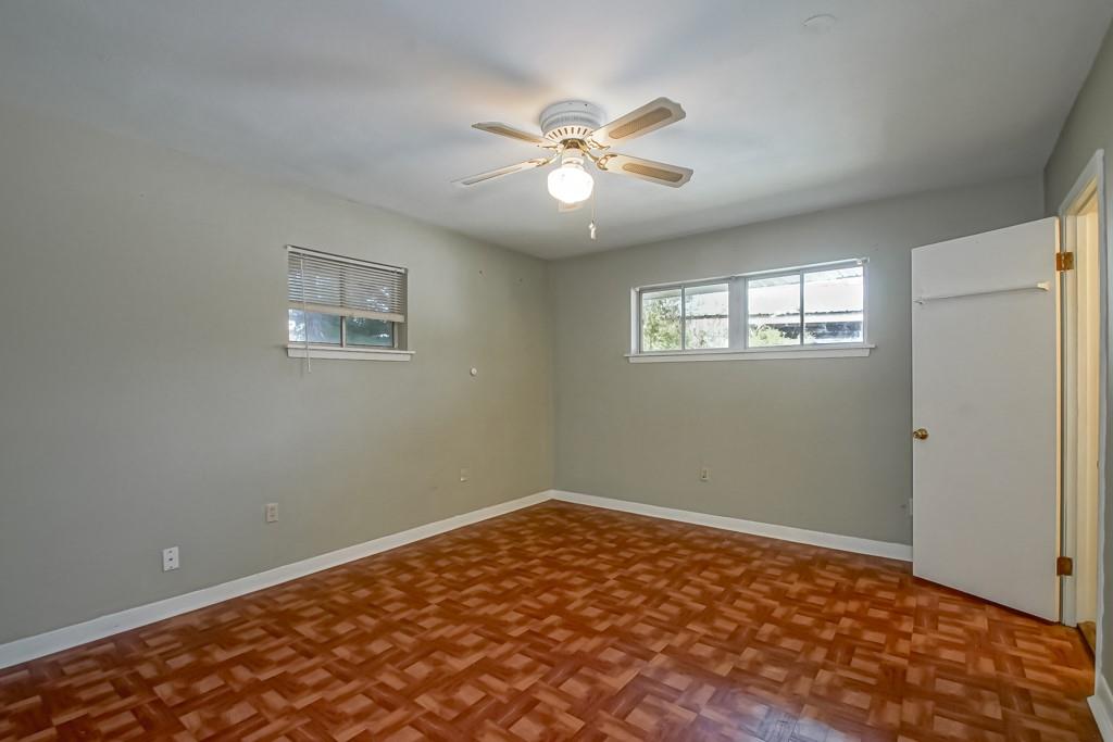 2133 ELLEN PARK Place