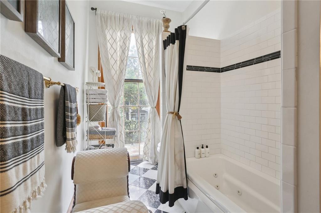 1130 FOURTH Street 1130