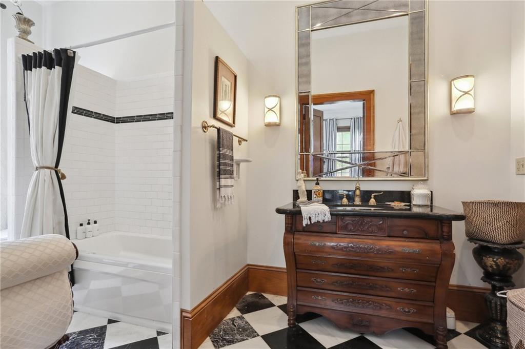 1130 FOURTH Street 1130