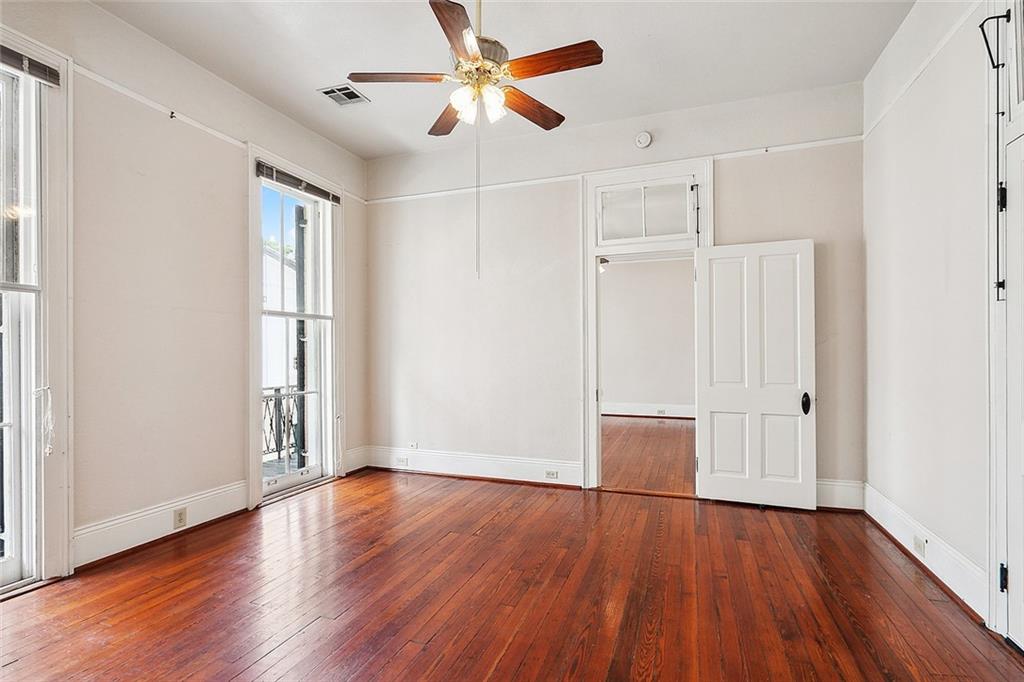 605-607 TOULOSE Street