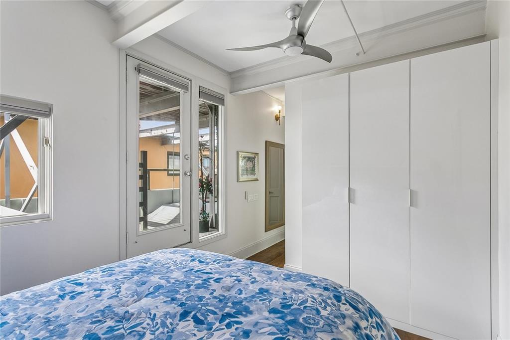 1201 CHARTRES Street 18