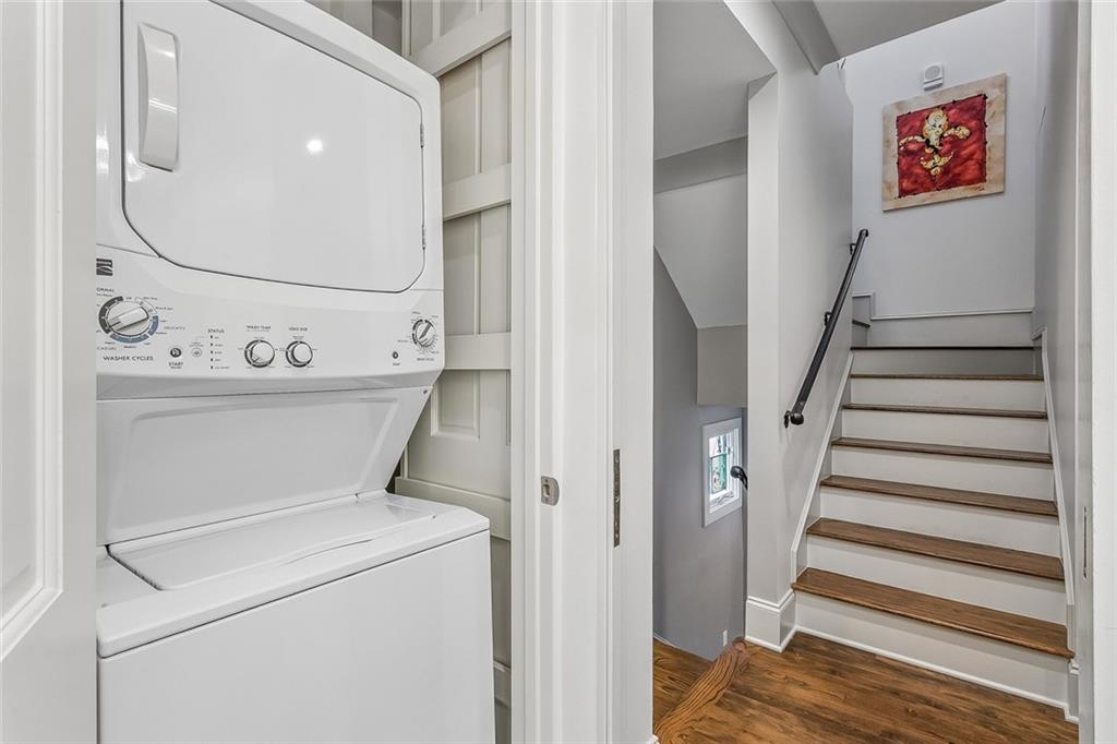 1201 CHARTRES Street 18