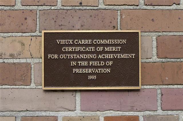 1201 CHARTRES Street 18