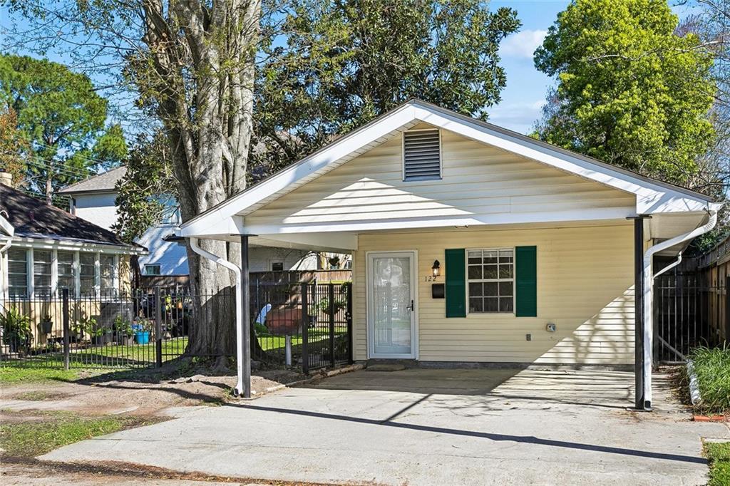 122 AVENUE A Avenue