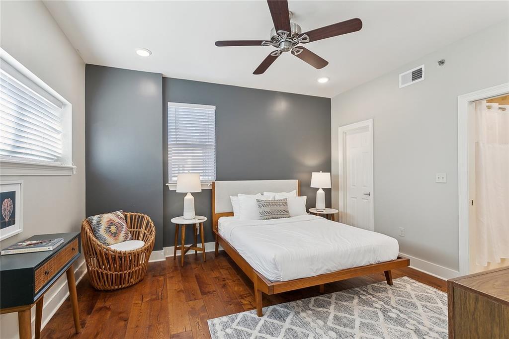 3308 BURGUNDY Street