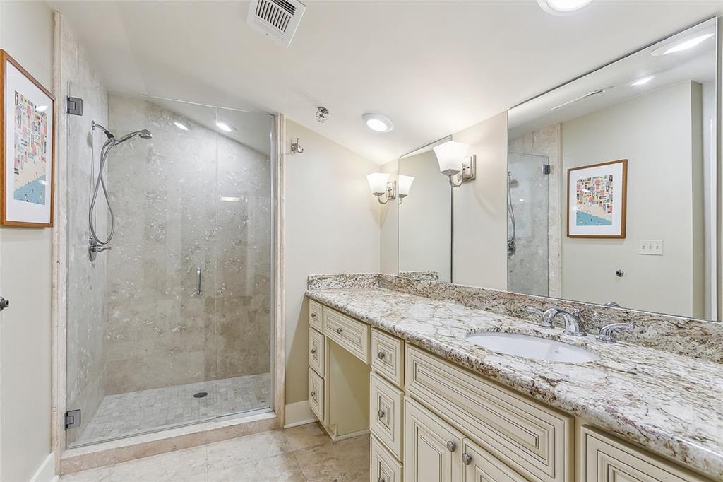 3308 BURGUNDY Street