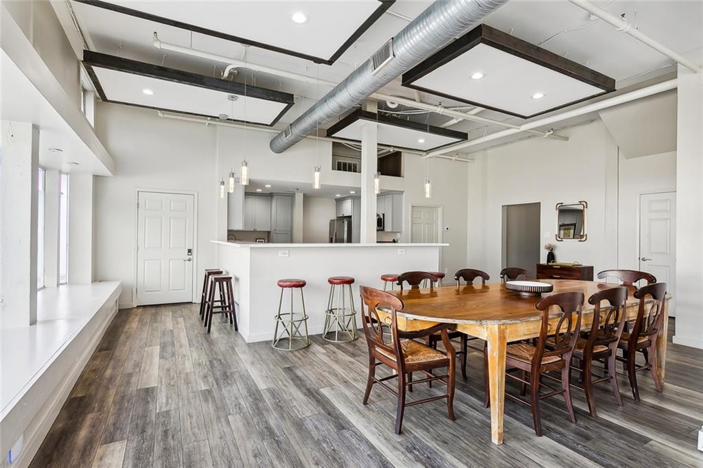 3308 BURGUNDY Street