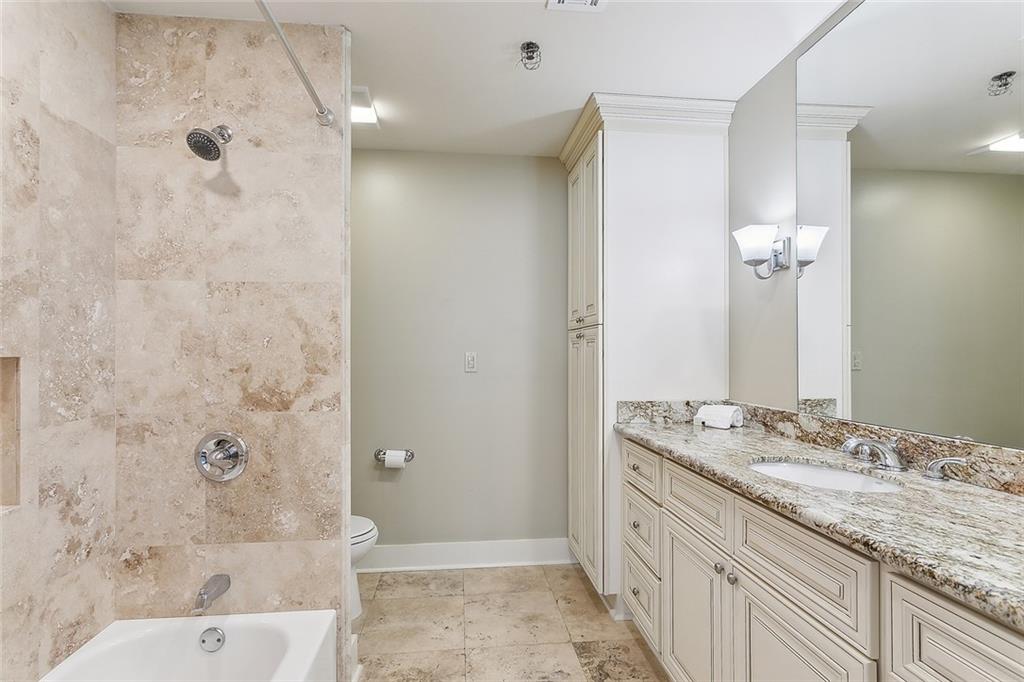 3308 BURGUNDY Street