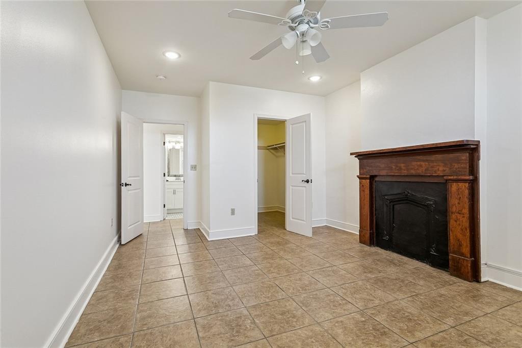 1221 DECATUR Street 302