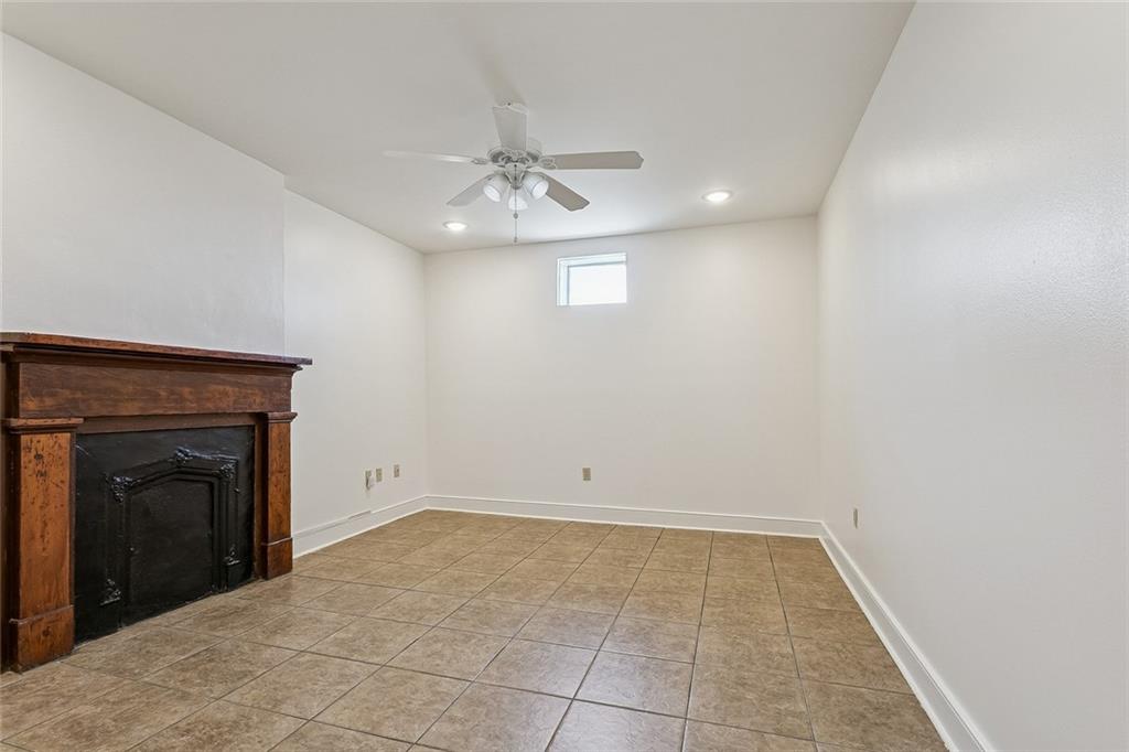 1221 DECATUR Street 302