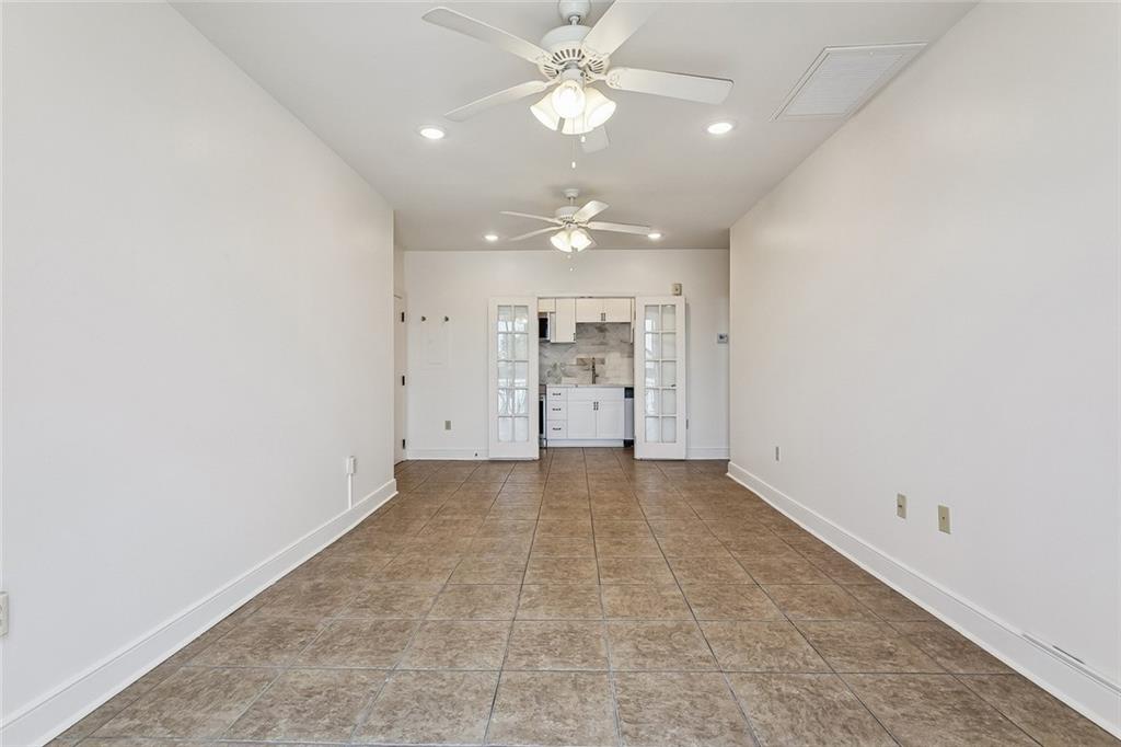 1221 DECATUR Street 302