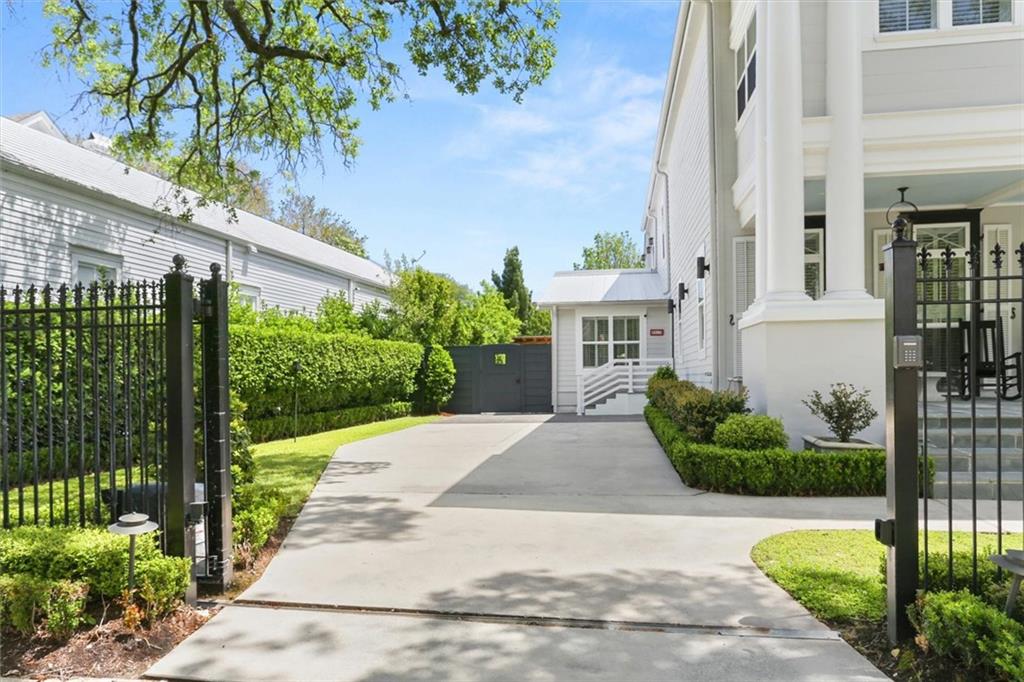 915 HENRY CLAY Avenue