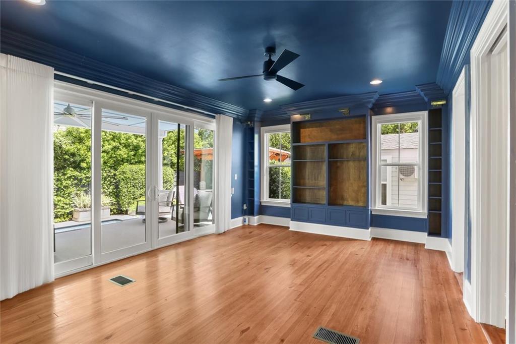 915 HENRY CLAY Avenue