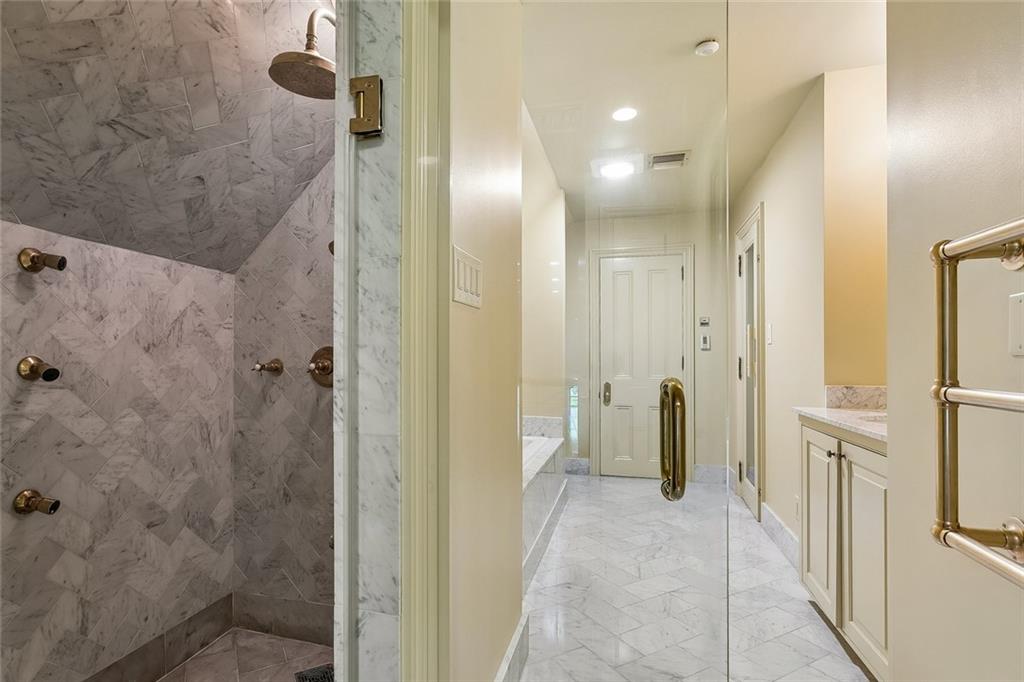 622 ESPLANADE Avenue