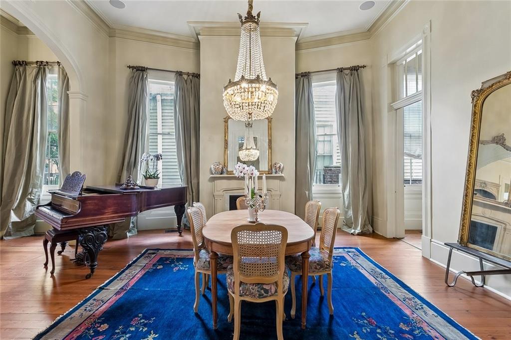 622 ESPLANADE Avenue